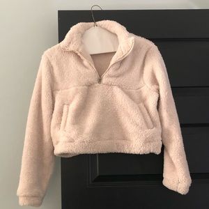 Cropped fuzzy pull over sweater, size small